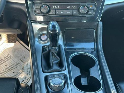 Used 2023 Nissan Maxima SV w/ Floor Mat Group FWD image 14
