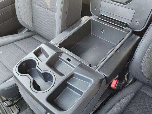 New 2026 GMC Sierra 1500 Elevation image 32