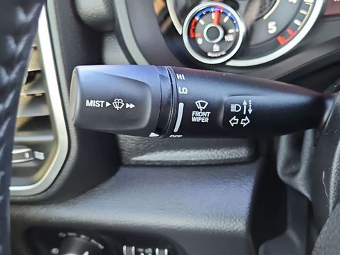 Certified 2021 RAM 1500 Laramie image 28