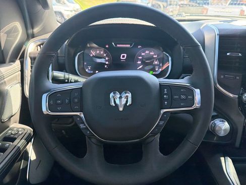 Used 2025 RAM 1500 Laramie w/ Night Edition image 18