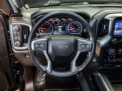 Used 2021 Chevrolet Silverado 2500 LTZ w/ LTZ Plus Package image 17