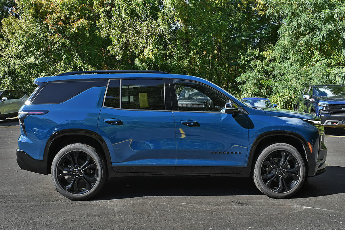 New 2027 Chevrolet Traverse RS AWD/4WD image 7