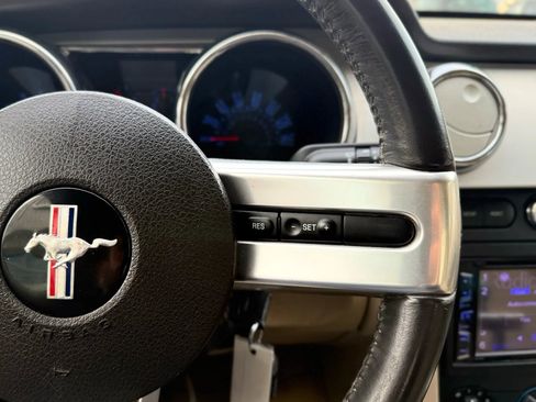 Used 2006 Ford Mustang GT Premium image 14