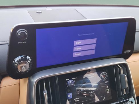 New 2026 Lexus LX 700h Luxury AWD/4WD image 11