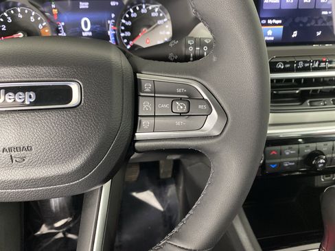 Used 2023 Jeep Compass Limited AWD/4WD image 41