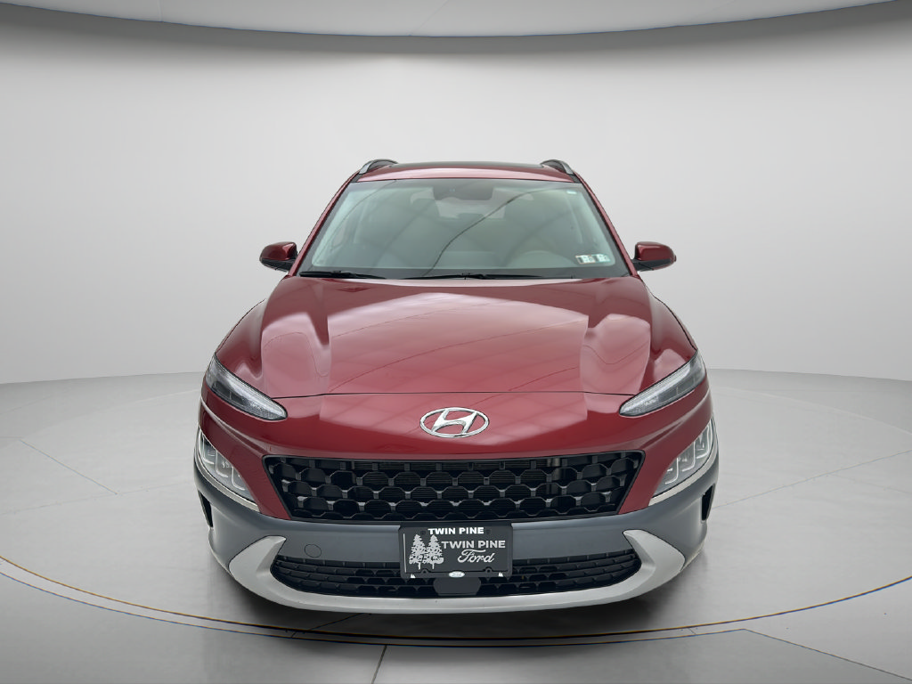 Used 2023 Hyundai Kona Limited w/ Cargo Package AWD/4WD image 2