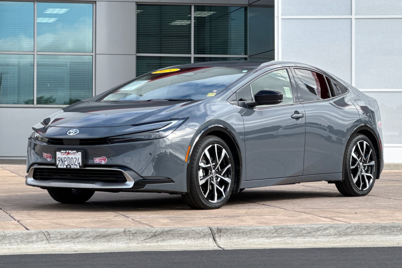 Certified 2024 Toyota Prius Prime FWD image 10