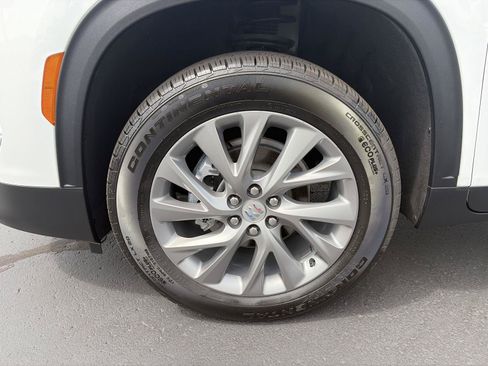 Used 2025 Buick Enclave Preferred FWD image 12
