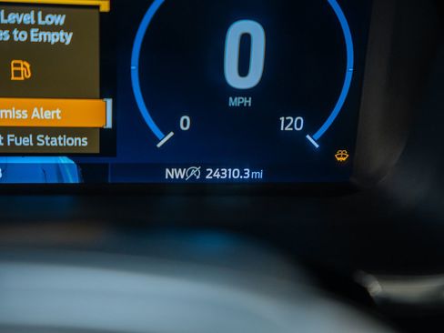 Certified 2023 Ford F150 Lariat w/ Equipment Group 502A High image 58