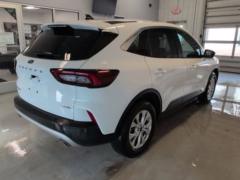Certified 2024 Ford Escape Active image 5