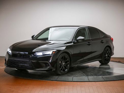 Used 2024 Honda Civic Sport image 1