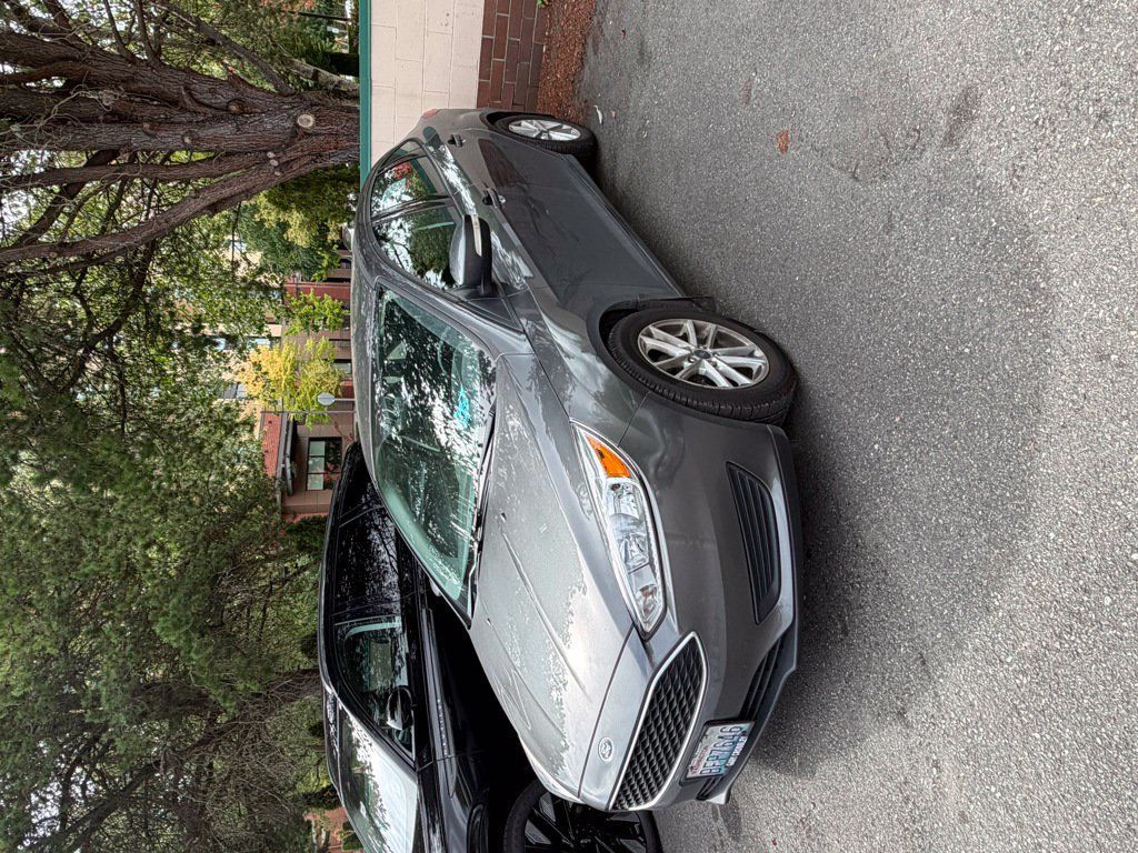 Used 2016 Ford Focus SE w/ SE Cold Weather Package FWD image 15