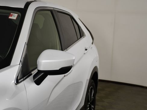 Used 2024 Mitsubishi Eclipse Cross SE AWD/4WD image 13
