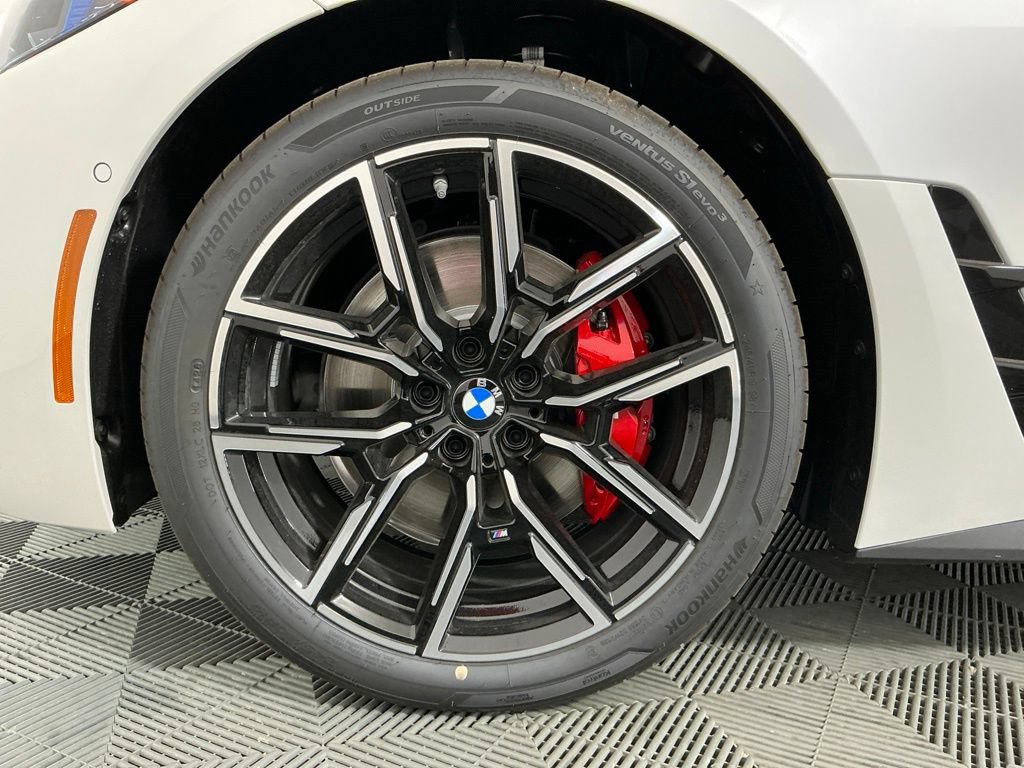 New 2026 BMW 430i xDrive w/ M Sport Package AWD/4WD image 33