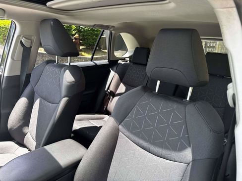 Certified 2025 Toyota RAV4 XLE w/ Convenience Package AWD/4WD image 19