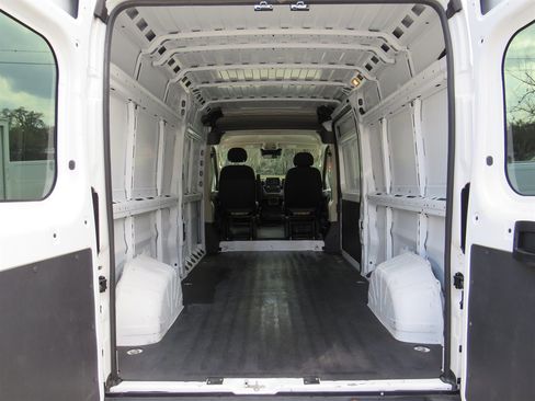 Used 2022 RAM ProMaster 2500 image 14