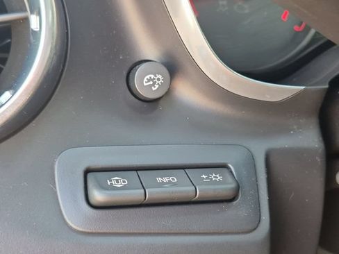 Used 2016 Chevrolet Camaro SS RWD image 19