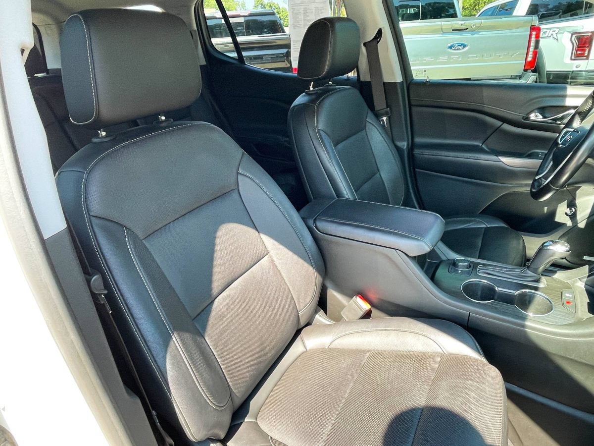 Used 2019 GMC Acadia SLT w/ LPO, Floor Liner Package FWD image 10