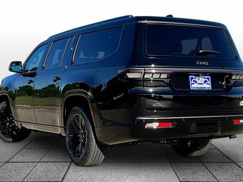 New 2026 Jeep Grand Wagoneer L Limited AWD/4WD image 3