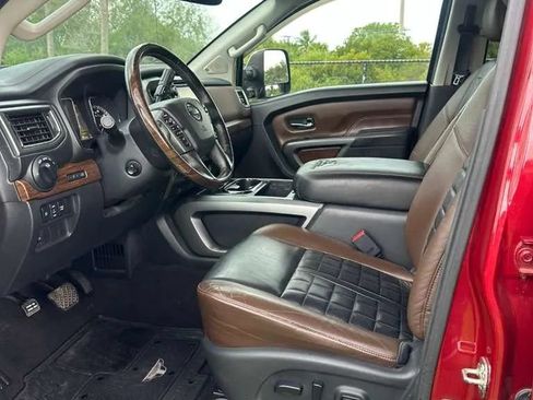 Used 2018 Nissan Titan Platinum Reserve w/ Platinum Utility Package AWD/4WD image 8