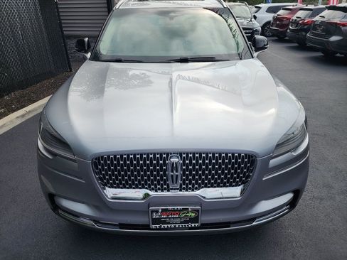 Used 2022 Lincoln Aviator AWD w/ Premium Package image 6