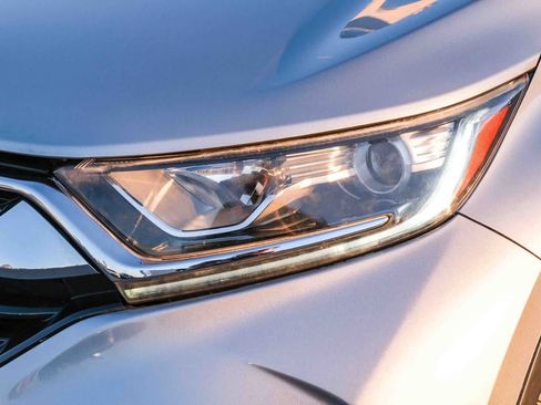 Used 2018 Honda CR-V LX image 12