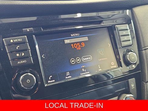 Used 2020 Nissan Rogue SV image 23