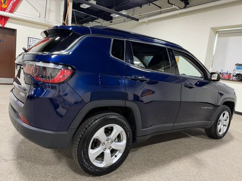 Used 2021 Jeep Compass Latitude AWD/4WD image 16