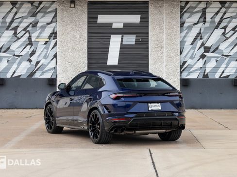 Used 2024 Lamborghini Urus S image 11