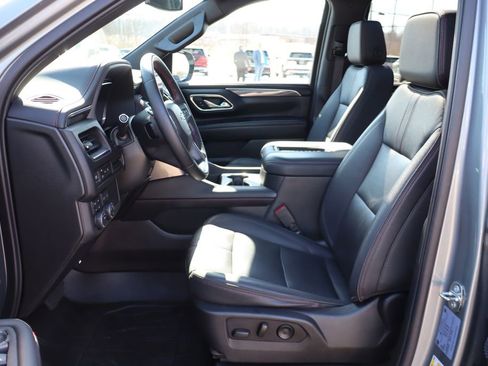 Used 2023 Chevrolet Tahoe RST image 11