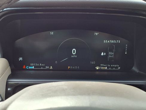 Certified 2022 Lincoln Nautilus Reserve w/ Equipment Group 201A image 24