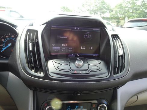 Used 2013 Ford Escape SE image 29