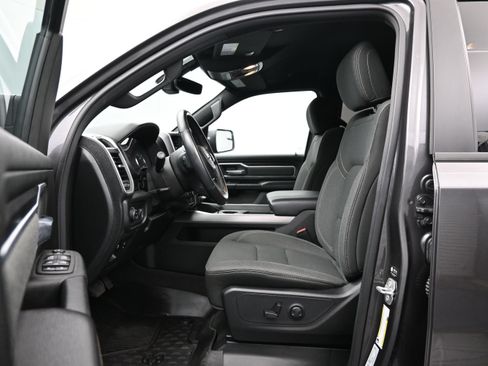 Used 2023 RAM 1500 Big Horn AWD/4WD image 9