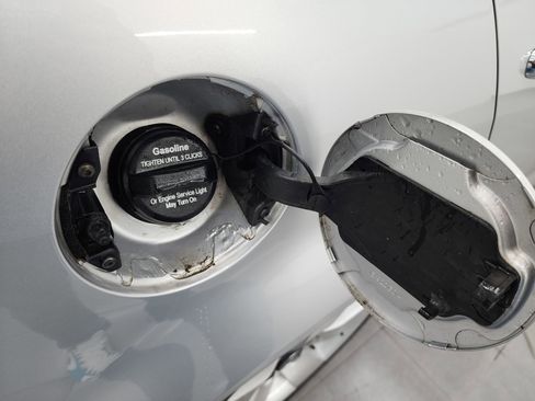 Used 2009 Pontiac G8 GT w/ Premium Package image 24