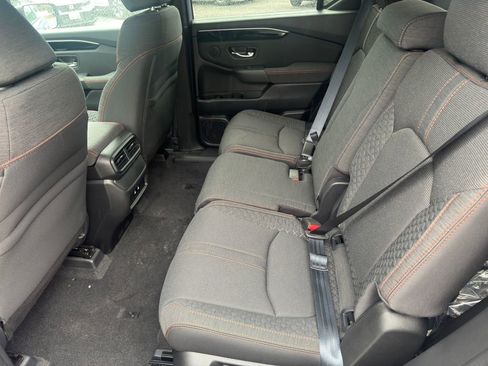 New 2026 Honda Pilot Sport image 9