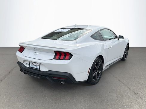 Used 2024 Ford Mustang Premium image 4