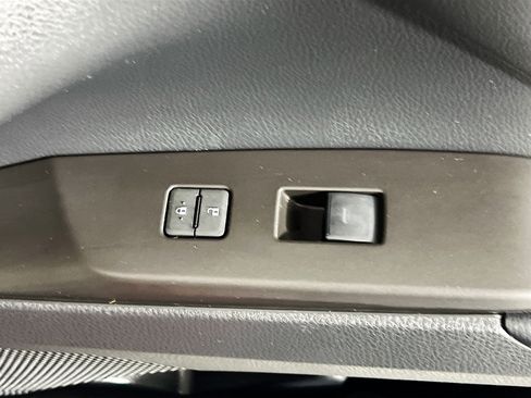 Used 2023 Toyota Camry LE image 30