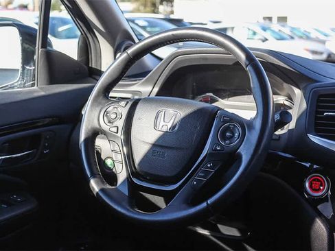 Used 2017 Honda Pilot Elite image 22