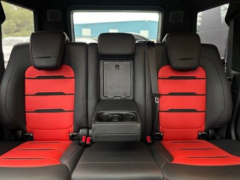 Used 2025 Mercedes-Benz G 63 AMG 4MATIC image 58