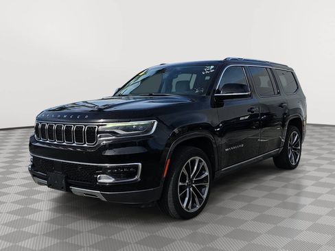 Used 2022 Jeep Wagoneer Series III w/ Premium Group I AWD/4WD image 4