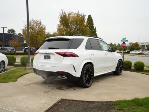 New 2026 Mercedes-Benz GLE 580 4MATIC image 7
