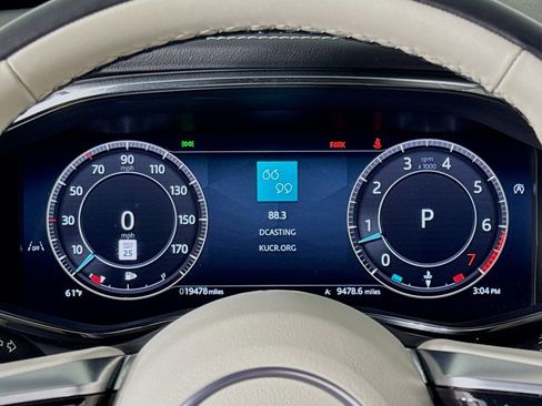 Used 2025 Jaguar F-PACE R-Dynamic S image 18