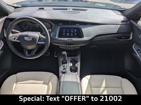 Used 2023 Cadillac XT4 Sport image 16