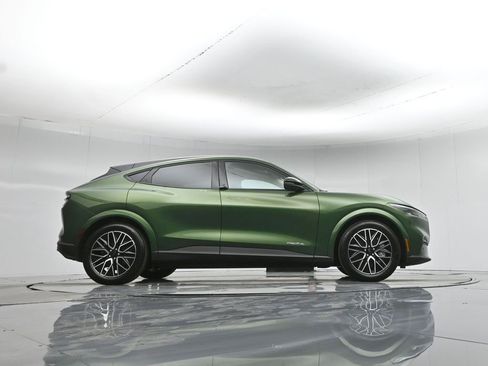 Used 2025 Ford Mustang Mach-E Premium image 55