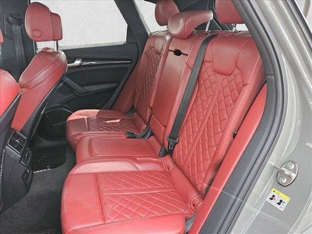 Used 2019 Audi SQ5 Prestige w/ Prestige Package AWD/4WD image 11