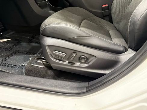 Used 2024 Toyota bZ4X XLE w/ Weather Package image 13