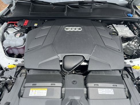 Certified 2026 Audi Q7 3.0T Premium Plus w/ Premium Plus Package AWD/4WD image 36