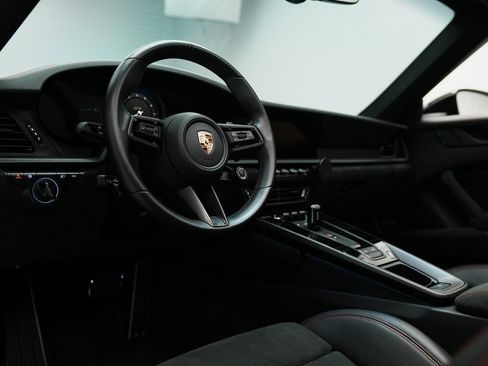 Used 2022 Porsche 911 Targa 4 GTS image 27