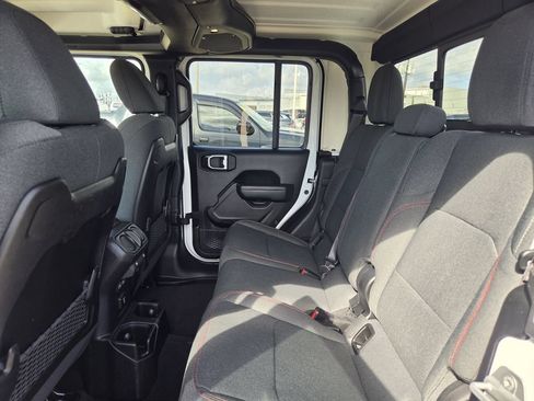 Used 2026 Jeep Gladiator Rubicon AWD/4WD image 27