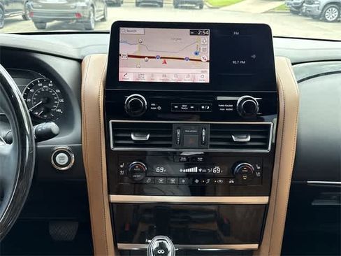 Certified 2024 INFINITI QX80 Sensory image 19